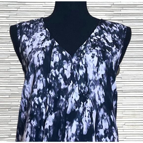 Simply Vera by Vera Wang High Low Tunic - Picture 2 of 2